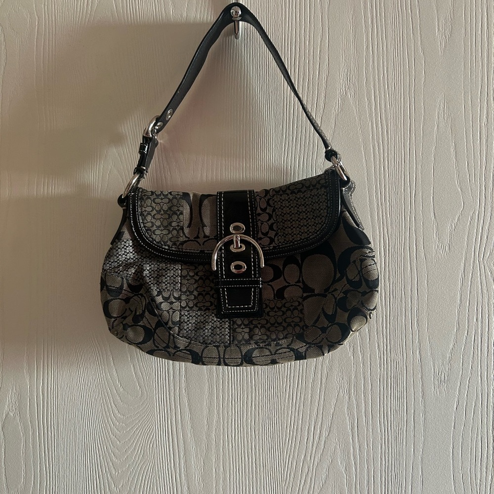 Coach SoHo Black Patterned Shoulder Bag vintage Y2K